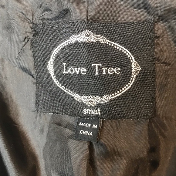 LOVE TREE Faux Fur Vest Black - Picture 7 of 8